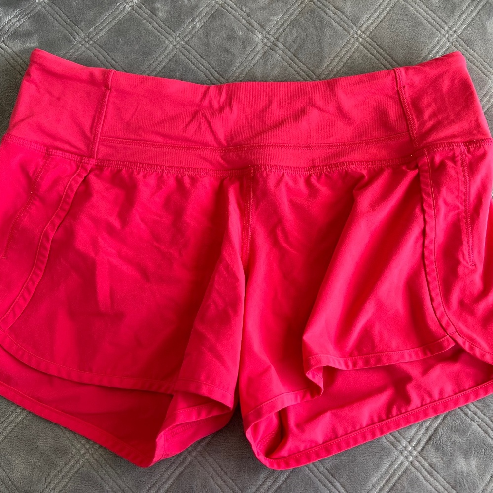 Lululemon Speed Up 4" Red/Poppy color shorts size 6